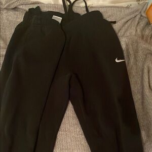 Nike Black Sweatpants Versatile Athletic Wear